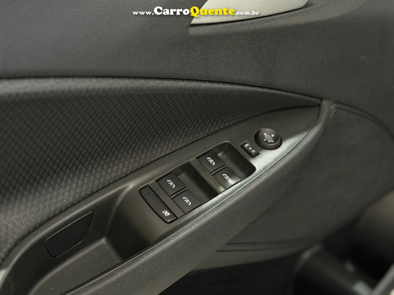 CHEVROLET ONIX 1.0 TURBO PLUS LT 2023 - Loja