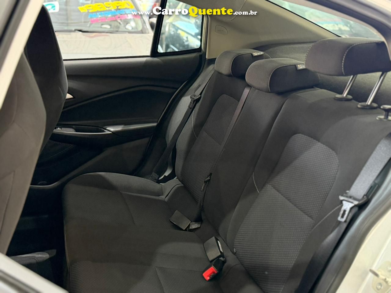 CHEVROLET ONIX 1.0 TURBO PLUS LT 2023 - Loja