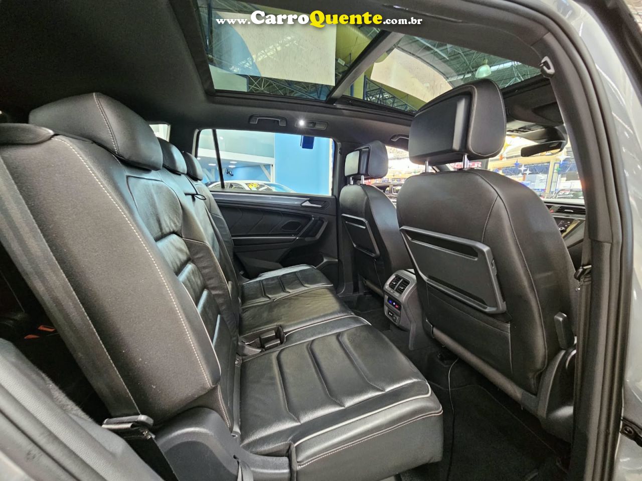 VOLKSWAGEN TIGUAN 2.0 350 TSI 7 LUGARES R-LINE 4x4 * C/ Teto Solar 2020 - Loja