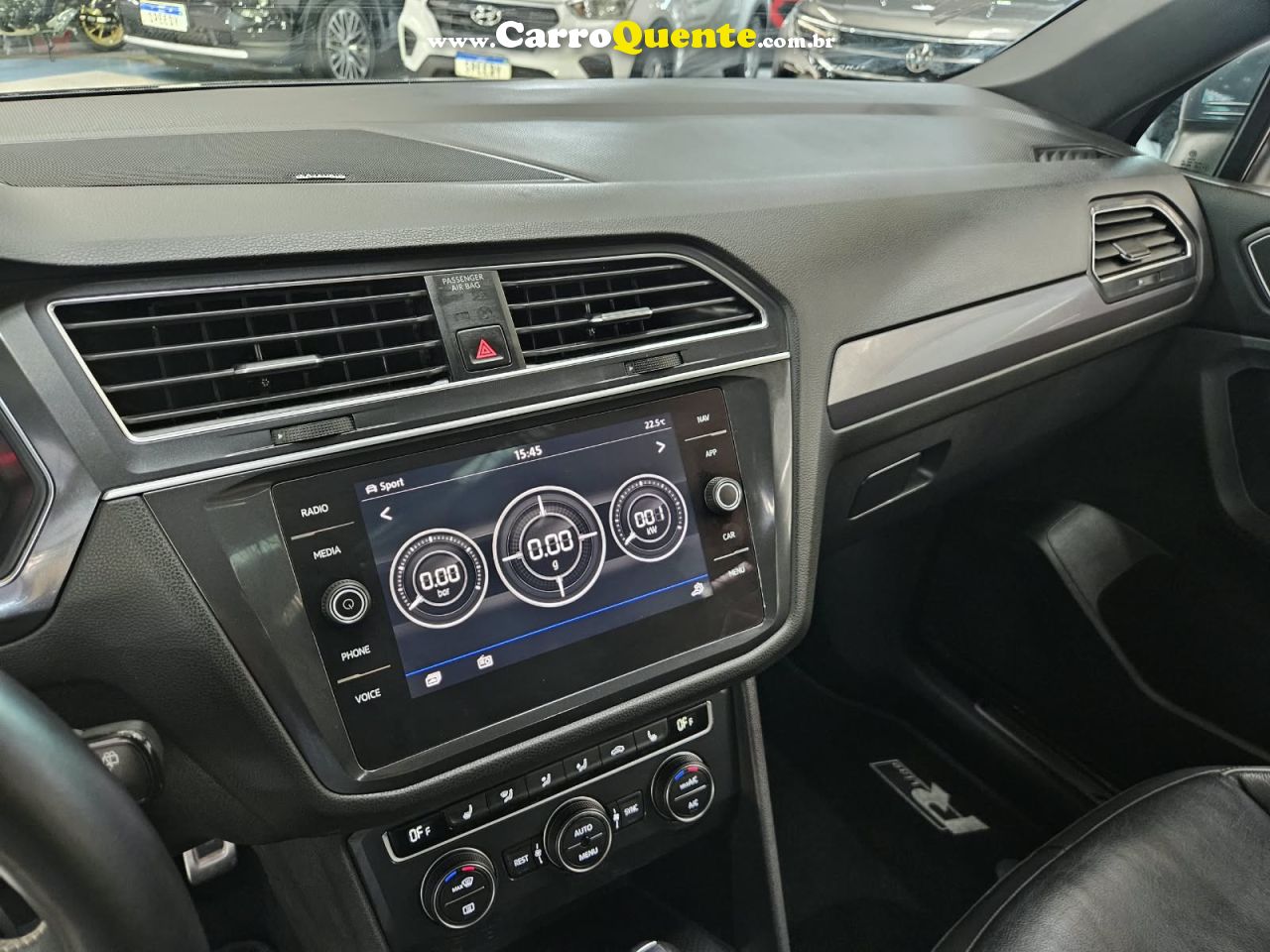 VOLKSWAGEN TIGUAN 2.0 350 TSI 7 LUGARES R-LINE 4x4 * C/ Teto Solar 2020 - Loja
