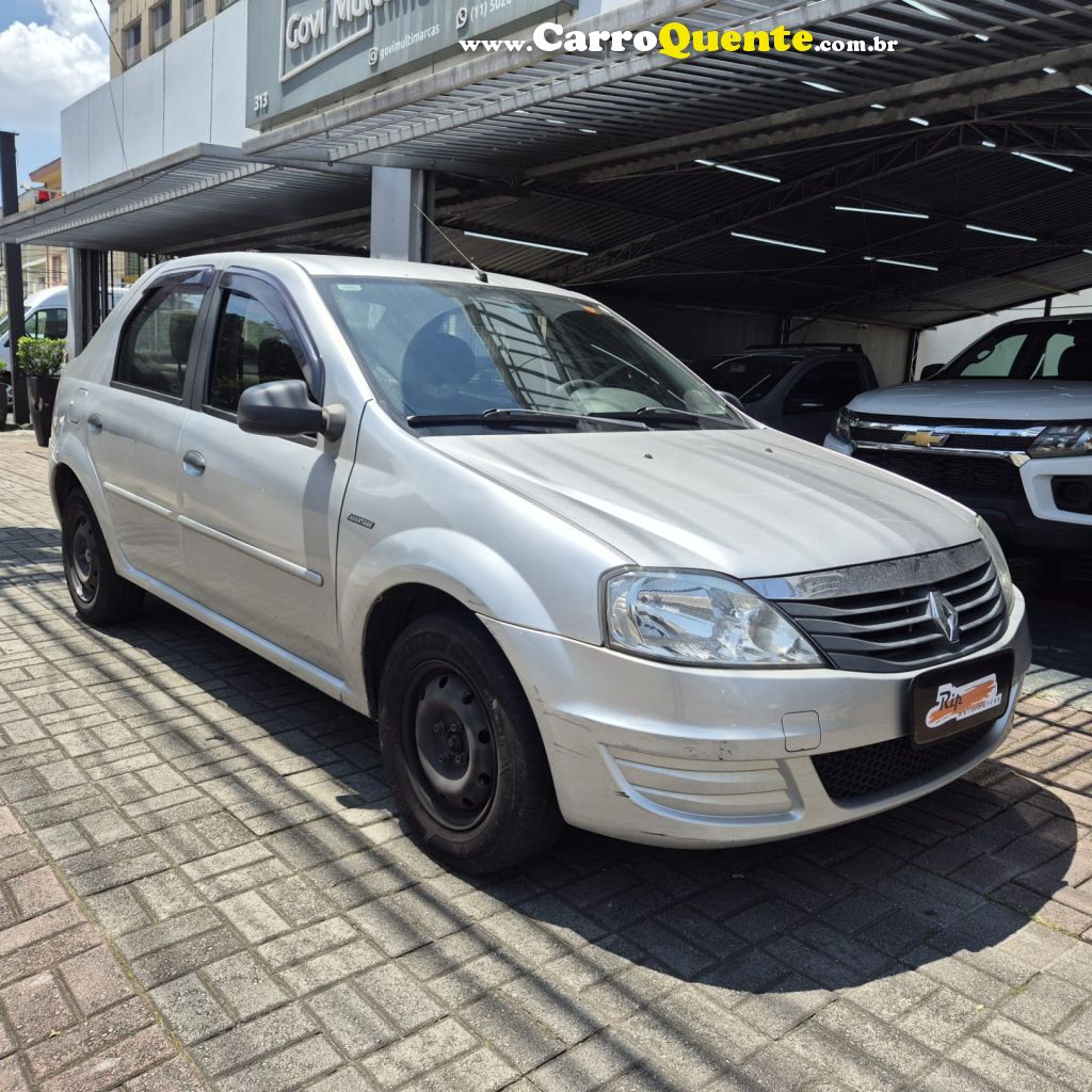 RENAULT   LOGAN AUTHENTIQUE HI-FLEX 1.0 16V 4P   PRATA 2012 1.0 FLEX - Loja