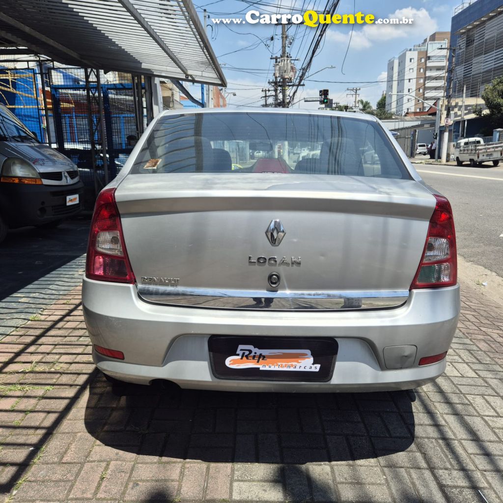RENAULT   LOGAN AUTHENTIQUE HI-FLEX 1.0 16V 4P   PRATA 2012 1.0 FLEX - Loja