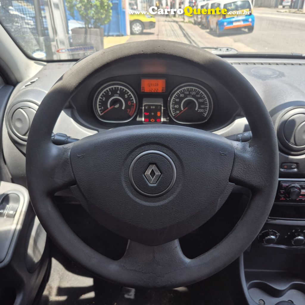 RENAULT   LOGAN AUTHENTIQUE HI-FLEX 1.0 16V 4P   PRATA 2012 1.0 FLEX - Loja