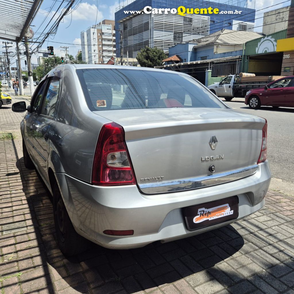RENAULT   LOGAN AUTHENTIQUE HI-FLEX 1.0 16V 4P   PRATA 2012 1.0 FLEX - Loja