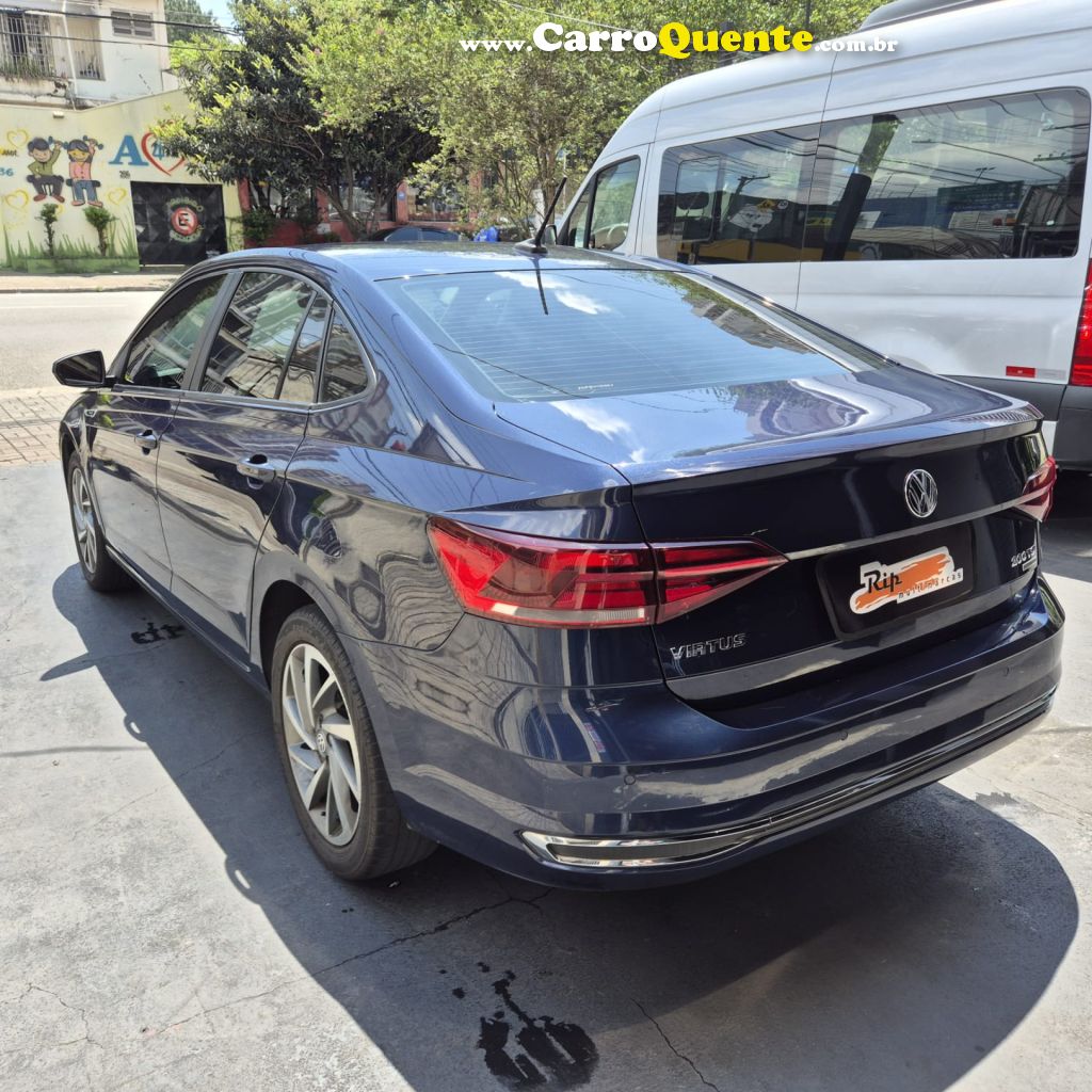VOLKSWAGEN   VIRTUS HIGHLINE 200 TSI 1.0 FLEX 12V AUT   AZUL 2019 1.0 FLEX - Loja