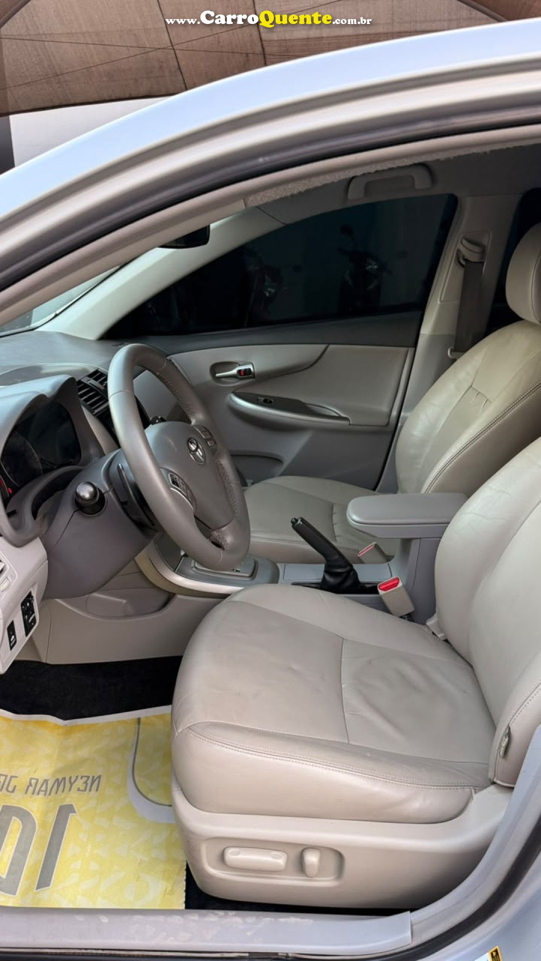 TOYOTA   COROLLA XEI 2.0 FLEX 16V AUT.   PRATA 2011 2.0 FLEX - Loja