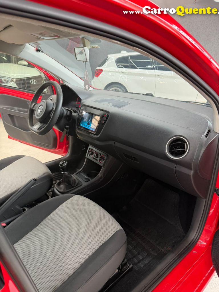 VOLKSWAGEN   UP! TAKE 1.0 TOTAL FLEX 12V 5P   VERMELHO 2015 1.0 FLEX - Loja