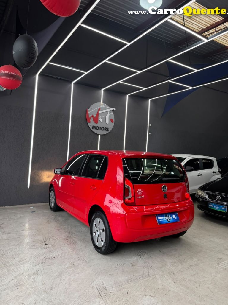 VOLKSWAGEN   UP! TAKE 1.0 TOTAL FLEX 12V 5P   VERMELHO 2015 1.0 FLEX - Loja