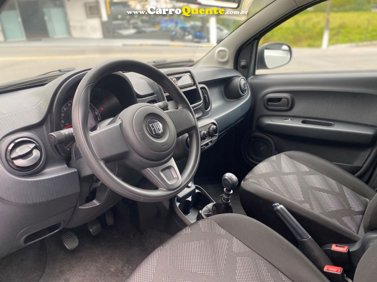 FIAT   MOBI LIKE 1.0 FIRE FLEX 5P.   CINZA 2025 1.0 FLEX - Loja