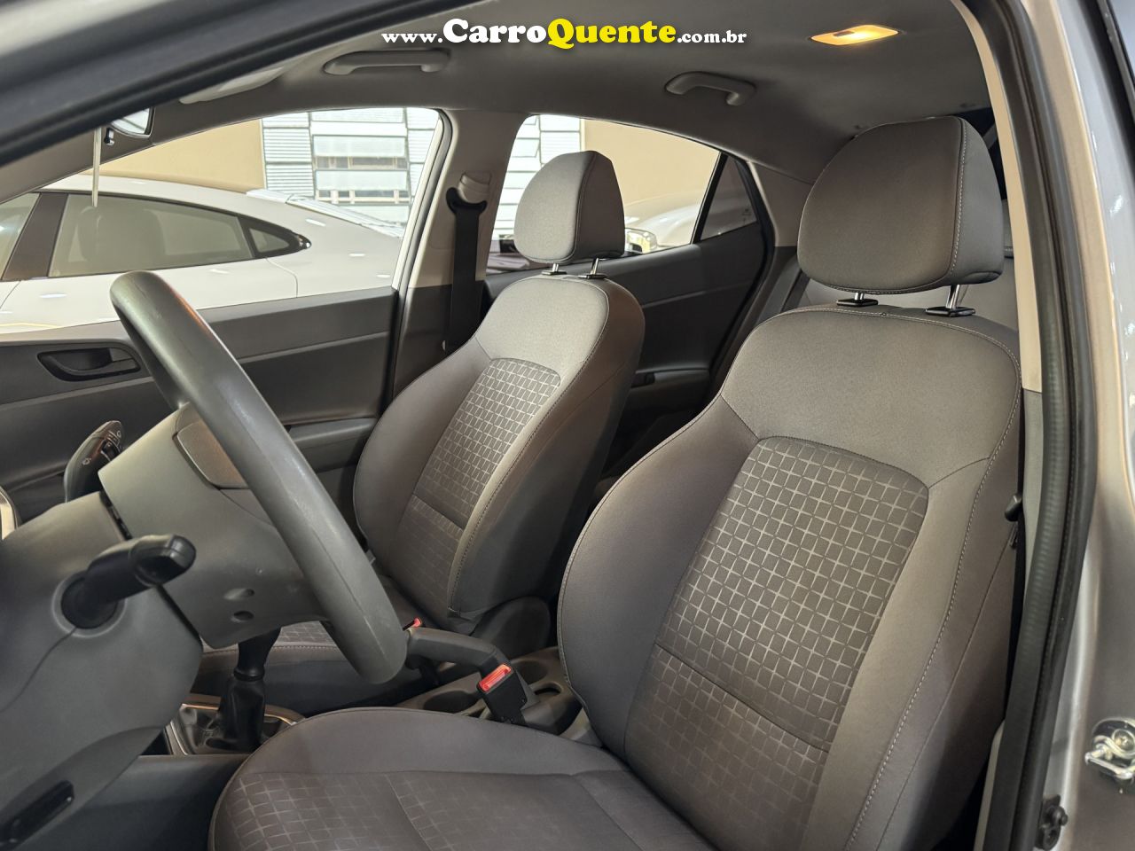 HYUNDAI   HB20S C.PLUSC.STYLE1.0 FLEX 12V MEC. 4P   PRATA 2025 10 FLEX - Loja