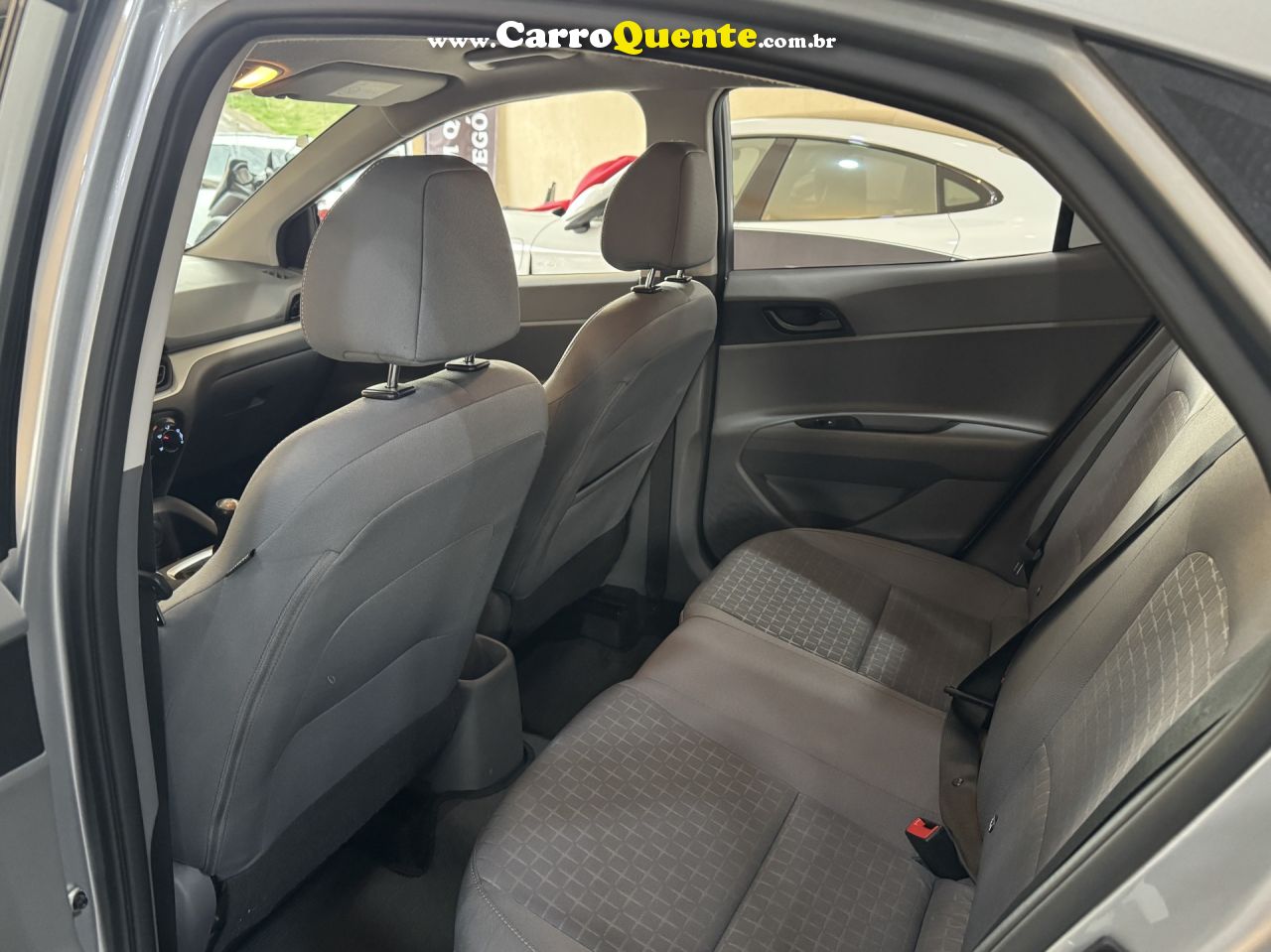 HYUNDAI   HB20S C.PLUSC.STYLE1.0 FLEX 12V MEC. 4P   PRATA 2025 10 FLEX - Loja