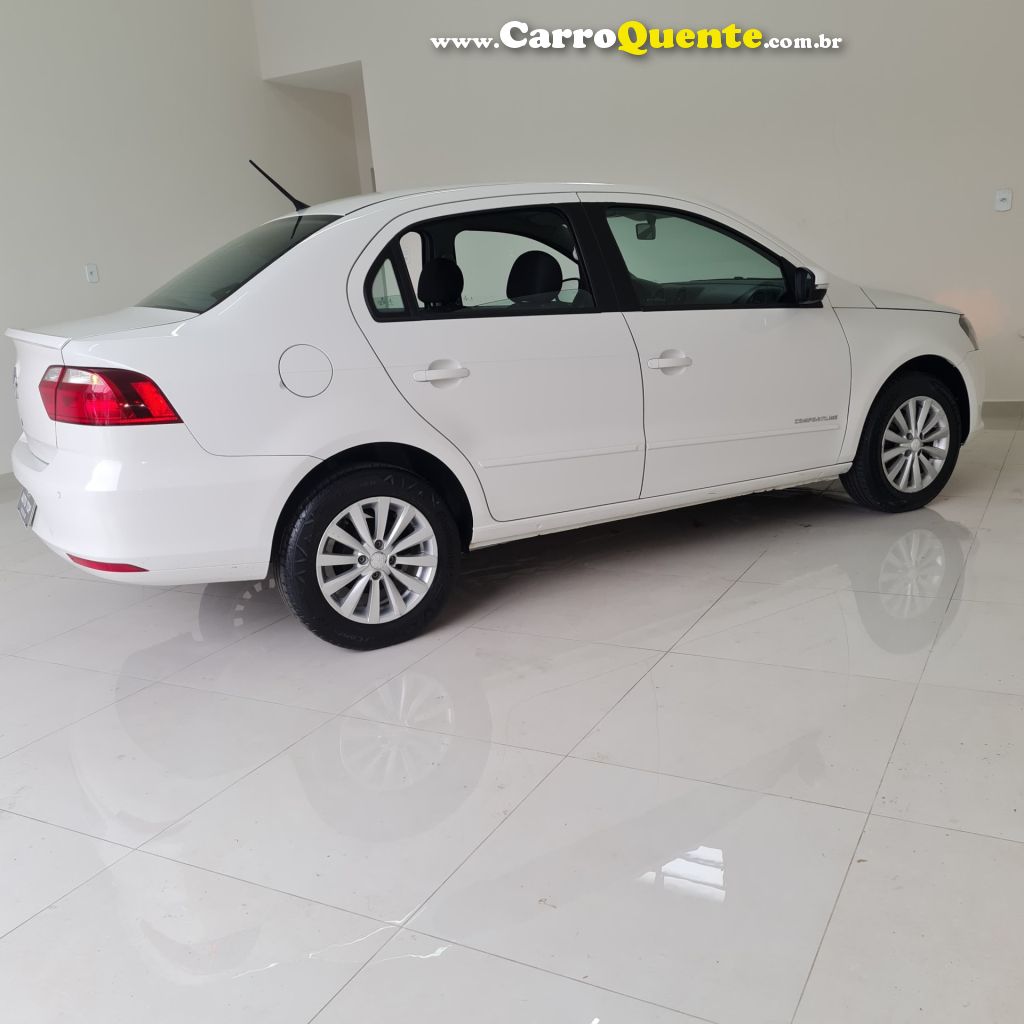 VOLKSWAGEN   VOYAGE COMFORTLINE  1.0 T.FLEX 8V 4P   BRANCO 2015 1.0 FLEX - Loja