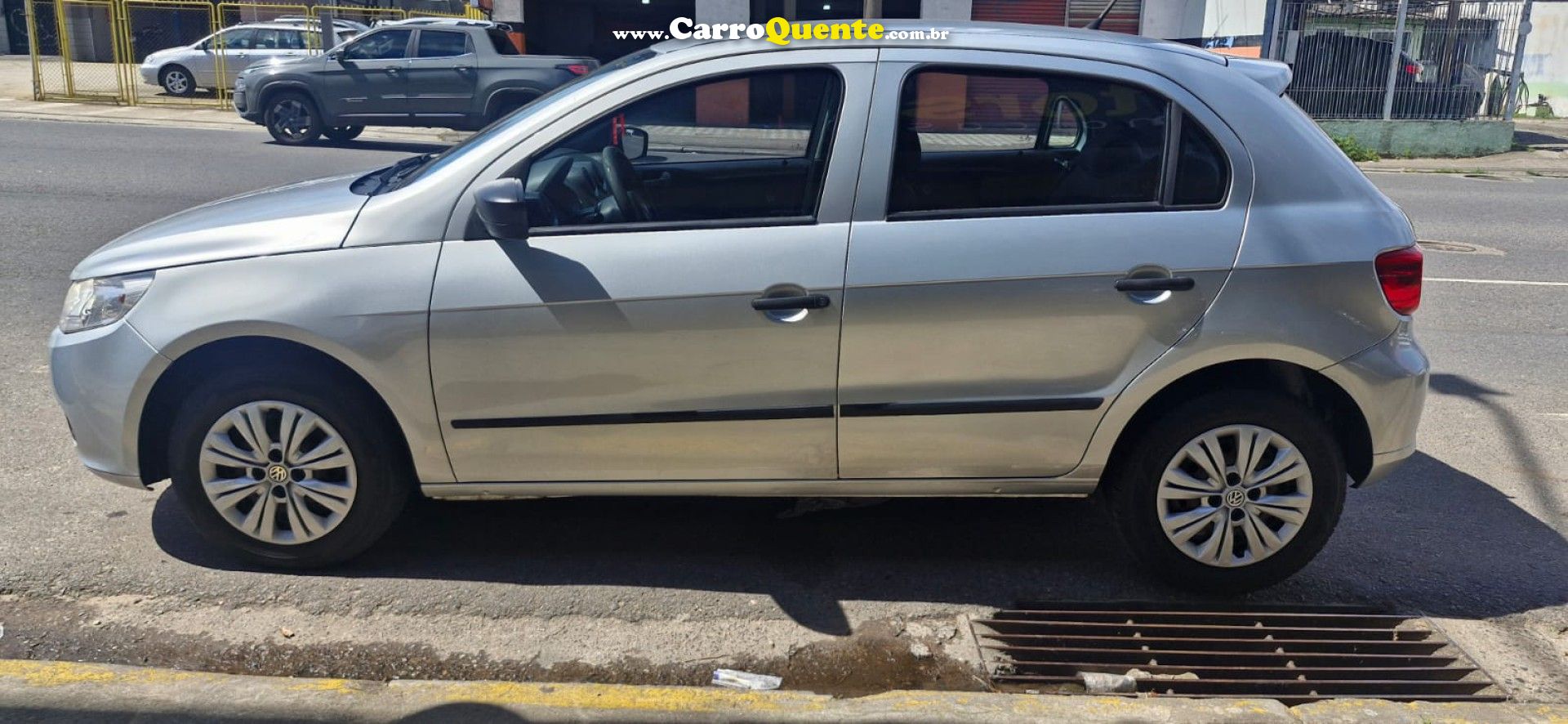 VOLKSWAGEN   GOL (NOVO) 1.0 MI TOTAL FLEX 8V 4P   PRATA 2013 1.0 FLEX - Loja