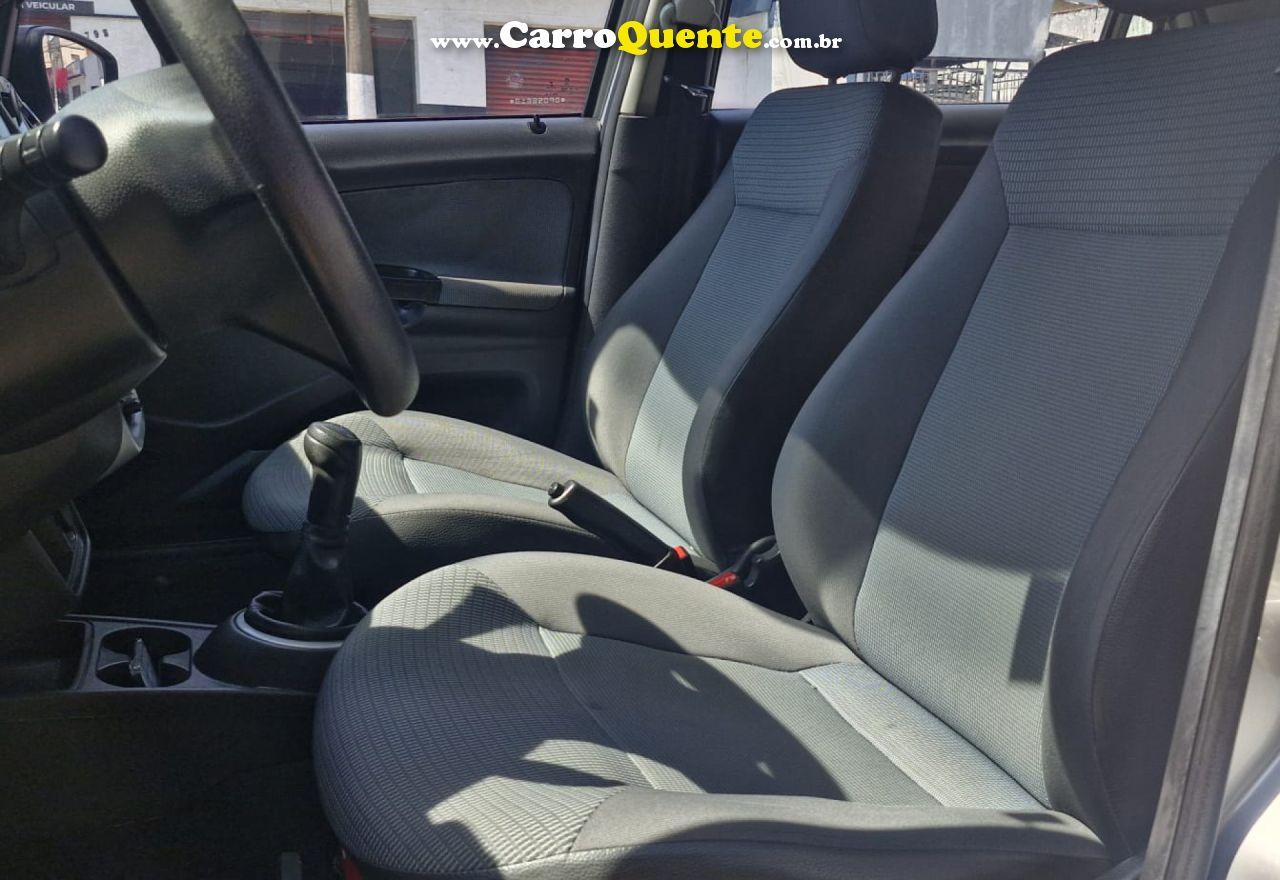 VOLKSWAGEN   GOL (NOVO) 1.0 MI TOTAL FLEX 8V 4P   PRATA 2013 1.0 FLEX - Loja