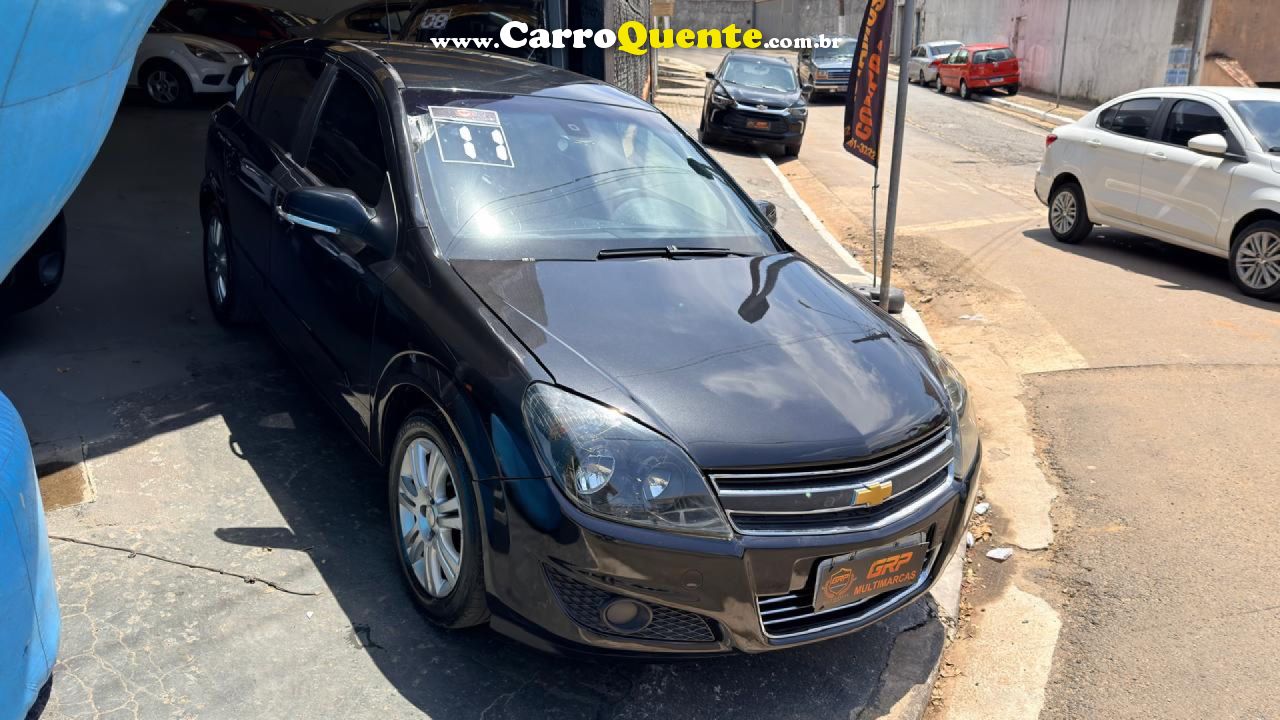 CHEVROLET   VECTRA GT 2.0 MPFI 8V FLEXPOWER MEC.   PRETO 2011 2.0 FLEX - Loja