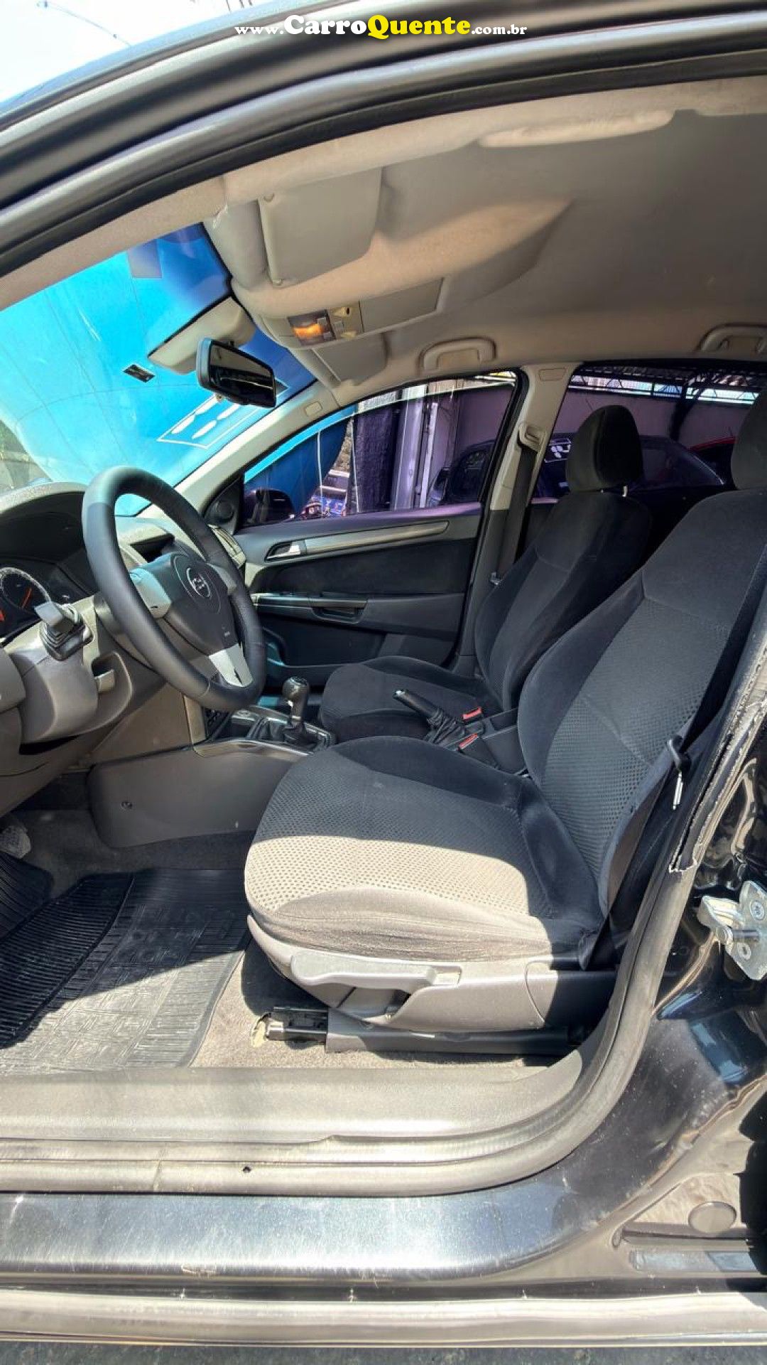 CHEVROLET   VECTRA GT 2.0 MPFI 8V FLEXPOWER MEC.   PRETO 2011 2.0 FLEX - Loja