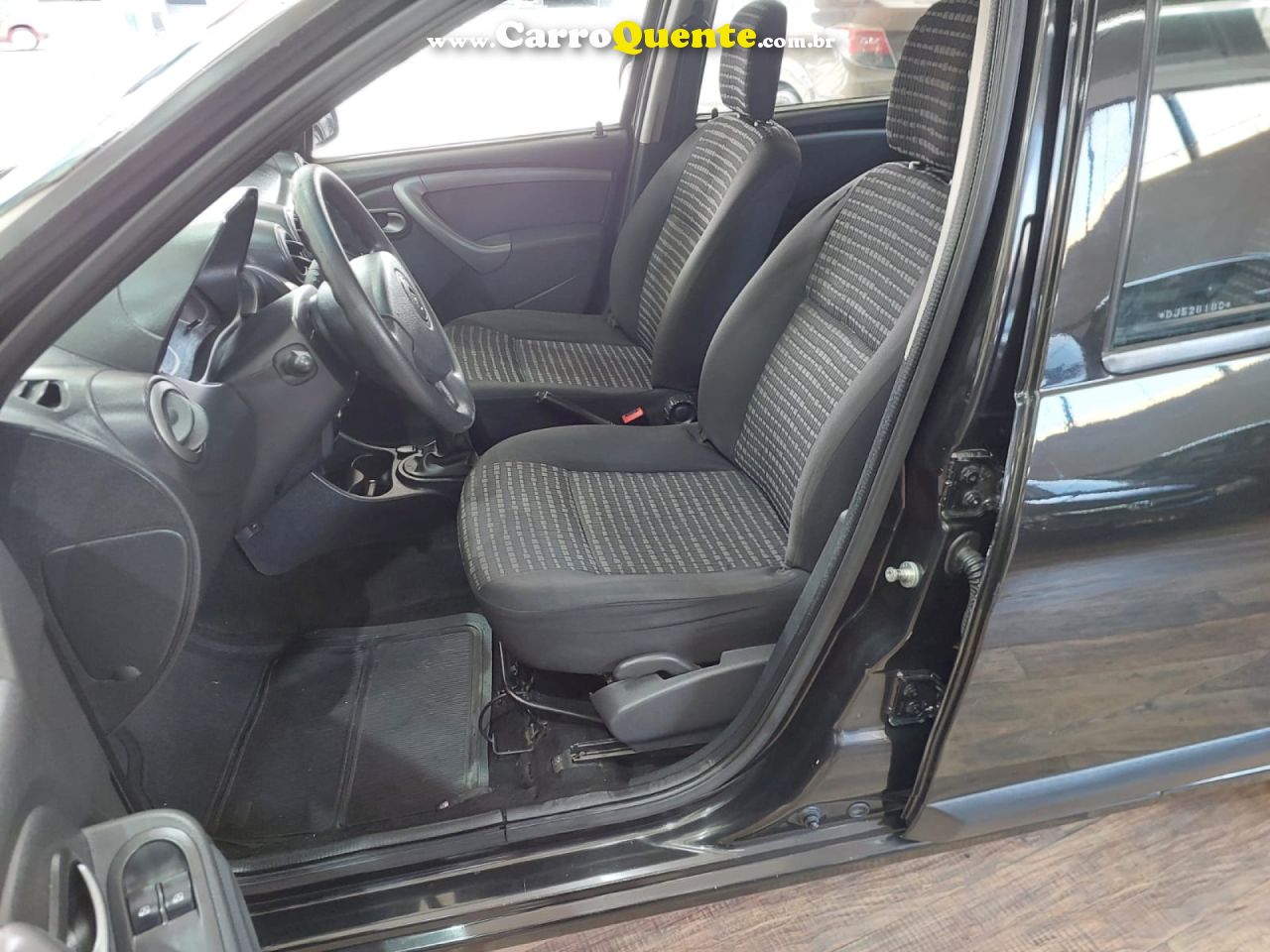 RENAULT   SANDERO EXPRESSION HI-FLEX 1.6 8V 5P   PRETO 2013 1.6 FLEX - Loja
