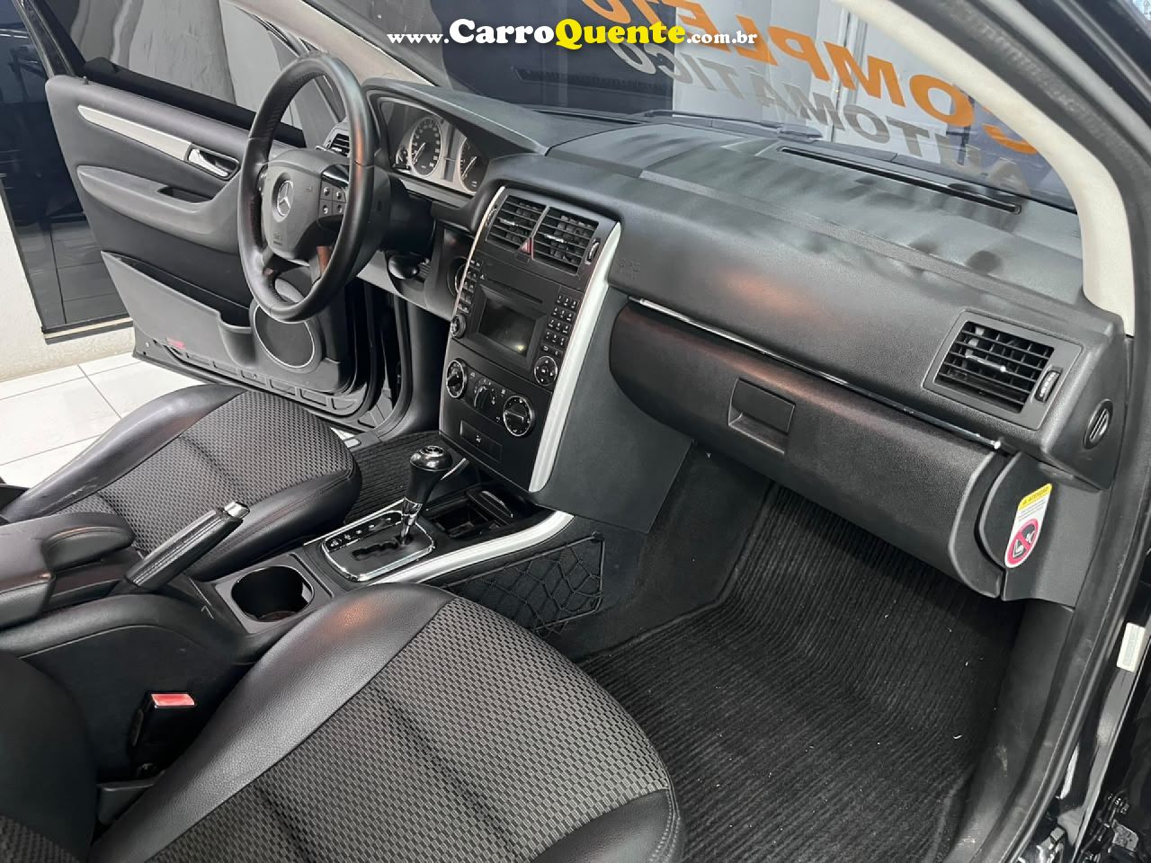 MERCEDES-BENZ   MERCEDES-BENZ B 180   PRETO 2011 1.7 GASOLINA - Loja