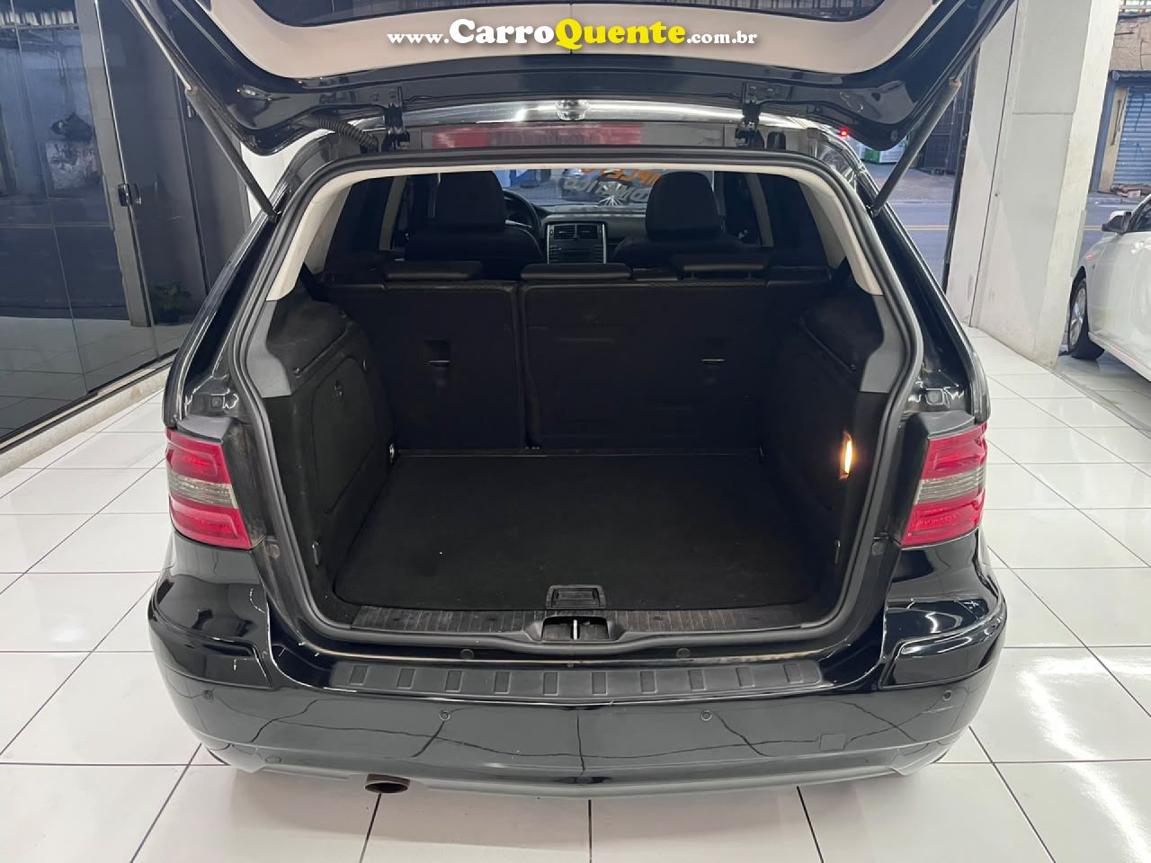 MERCEDES-BENZ   MERCEDES-BENZ B 180   PRETO 2011 1.7 GASOLINA - Loja