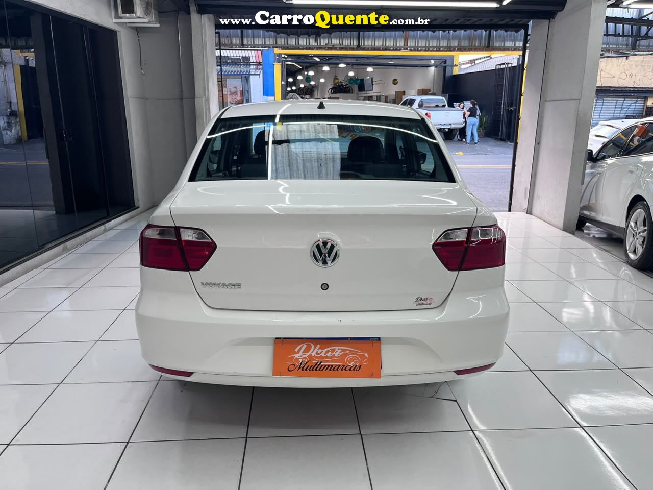VOLKSWAGEN   VOYAGE MPI   BRANCO 2023 1.0 FLEX - Loja