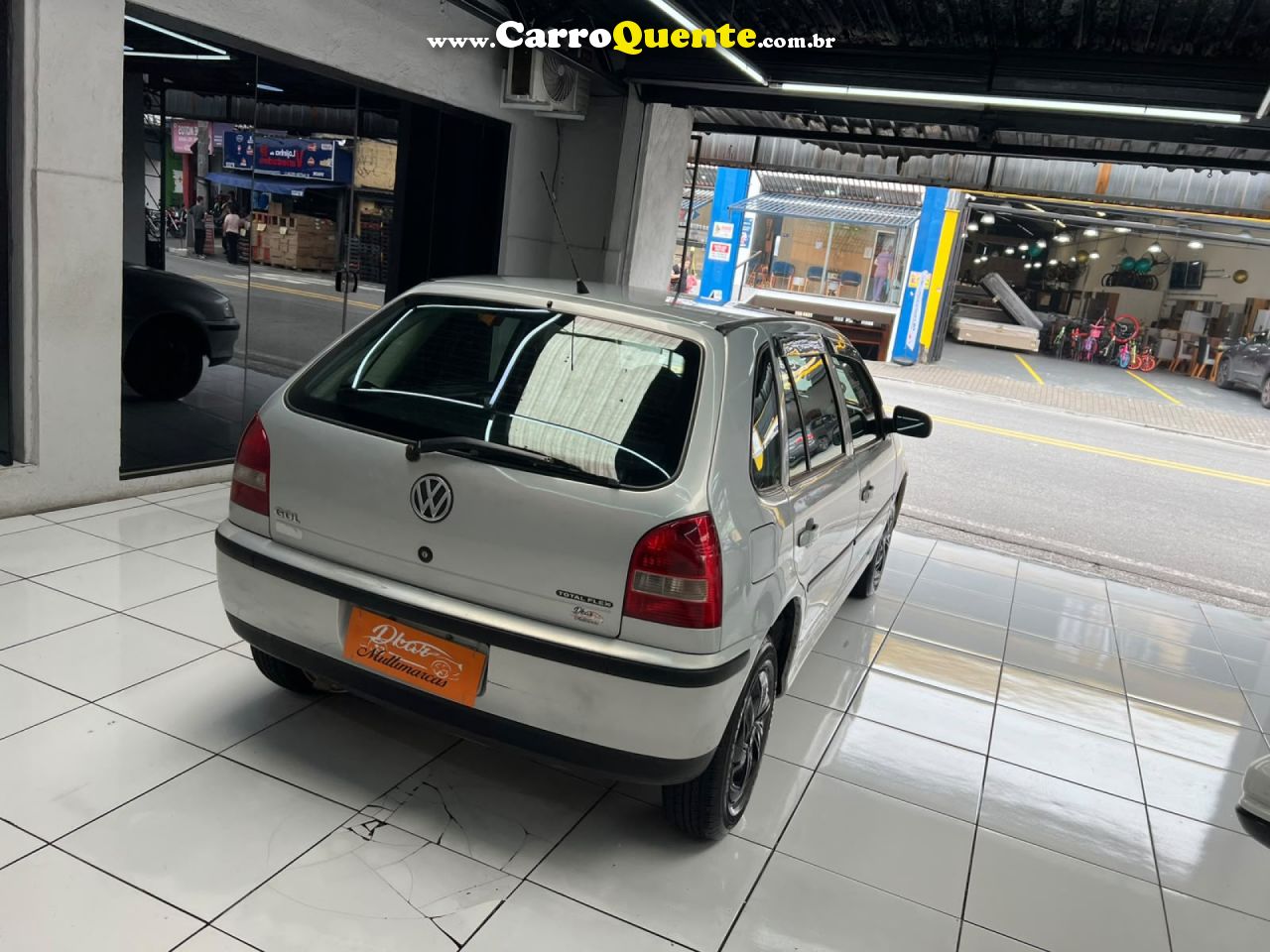 VOLKSWAGEN   GOL 1.0   PRATA 2005 1.0 FLEX - Loja