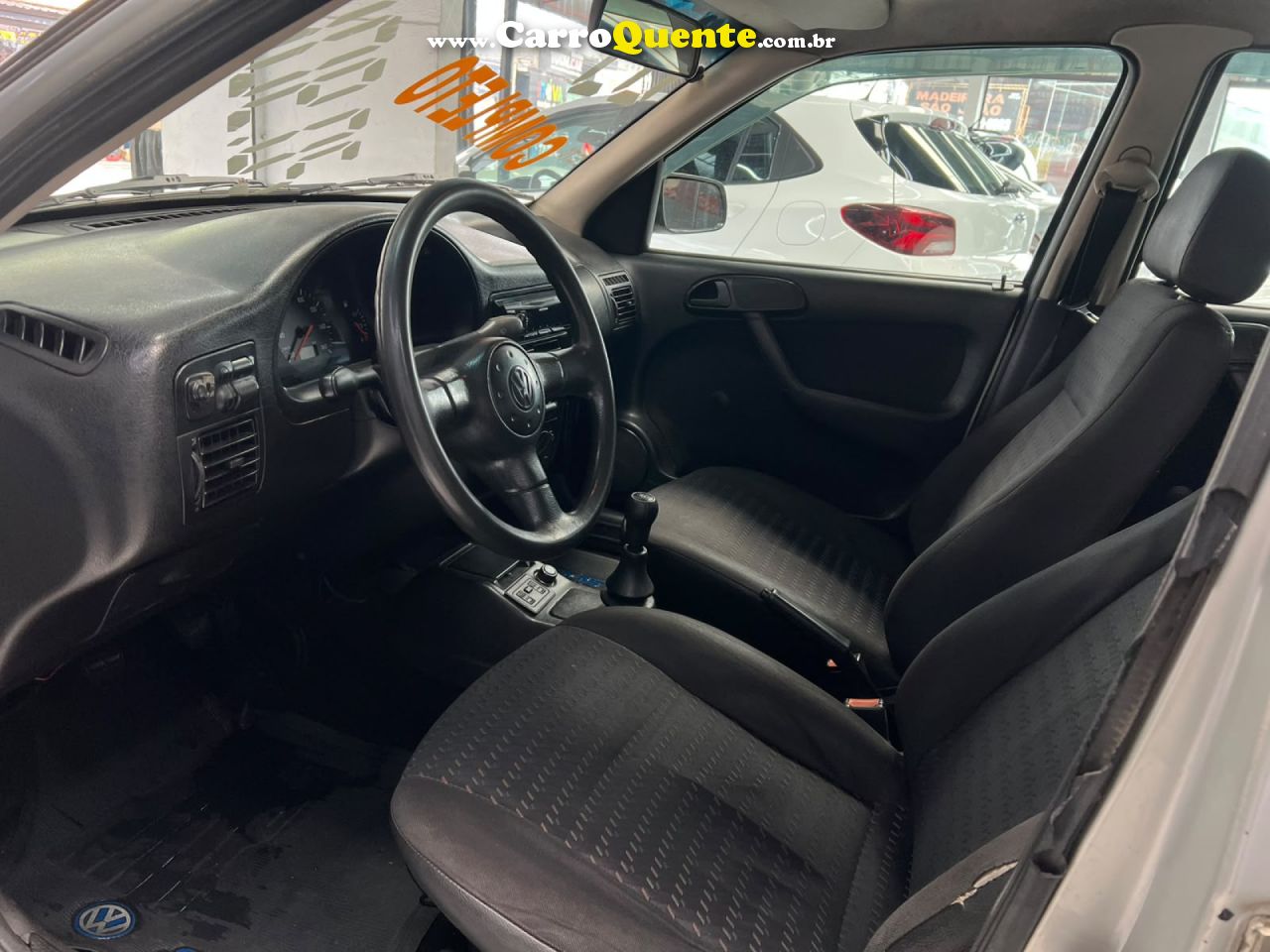 VOLKSWAGEN   GOL 1.0   PRATA 2005 1.0 FLEX - Loja