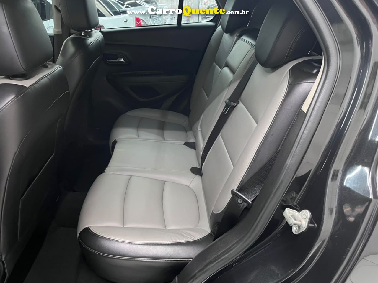 CHEVROLET   TRACKER LTZ AT   PRETO 2015 1.8 FLEX - Loja
