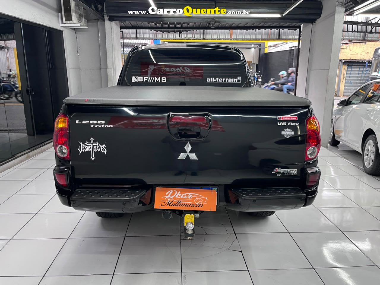 MITSUBISHI   L200 TRITON FLEX   PRETO 2013 3.5 FLEX - Loja