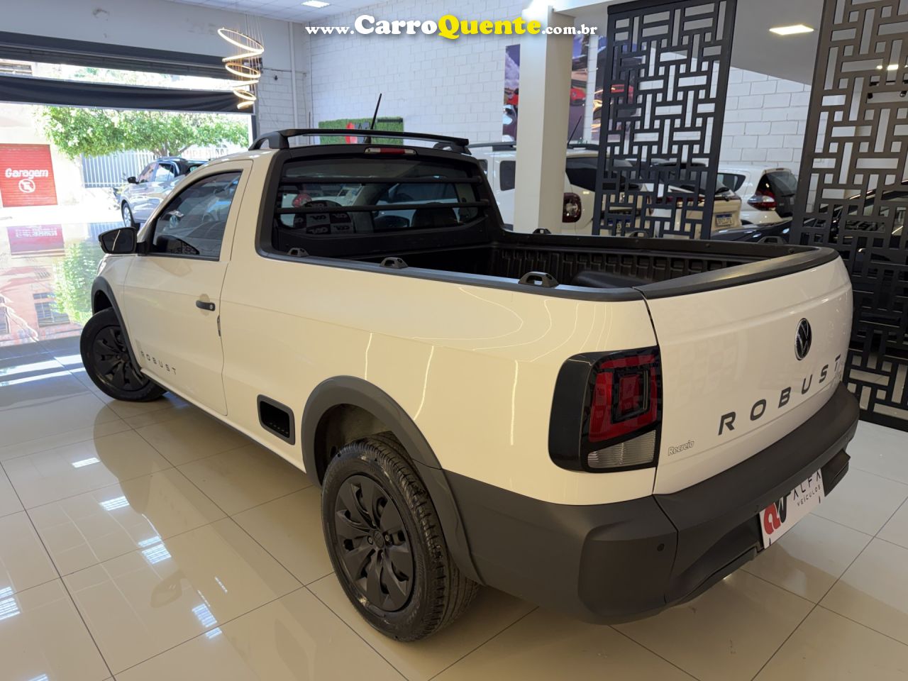 VOLKSWAGEN   SAVEIRO ROBUST 1.6 TOTAL FLEX 16V    BRANCO 2025 1.6 FLEX - Loja