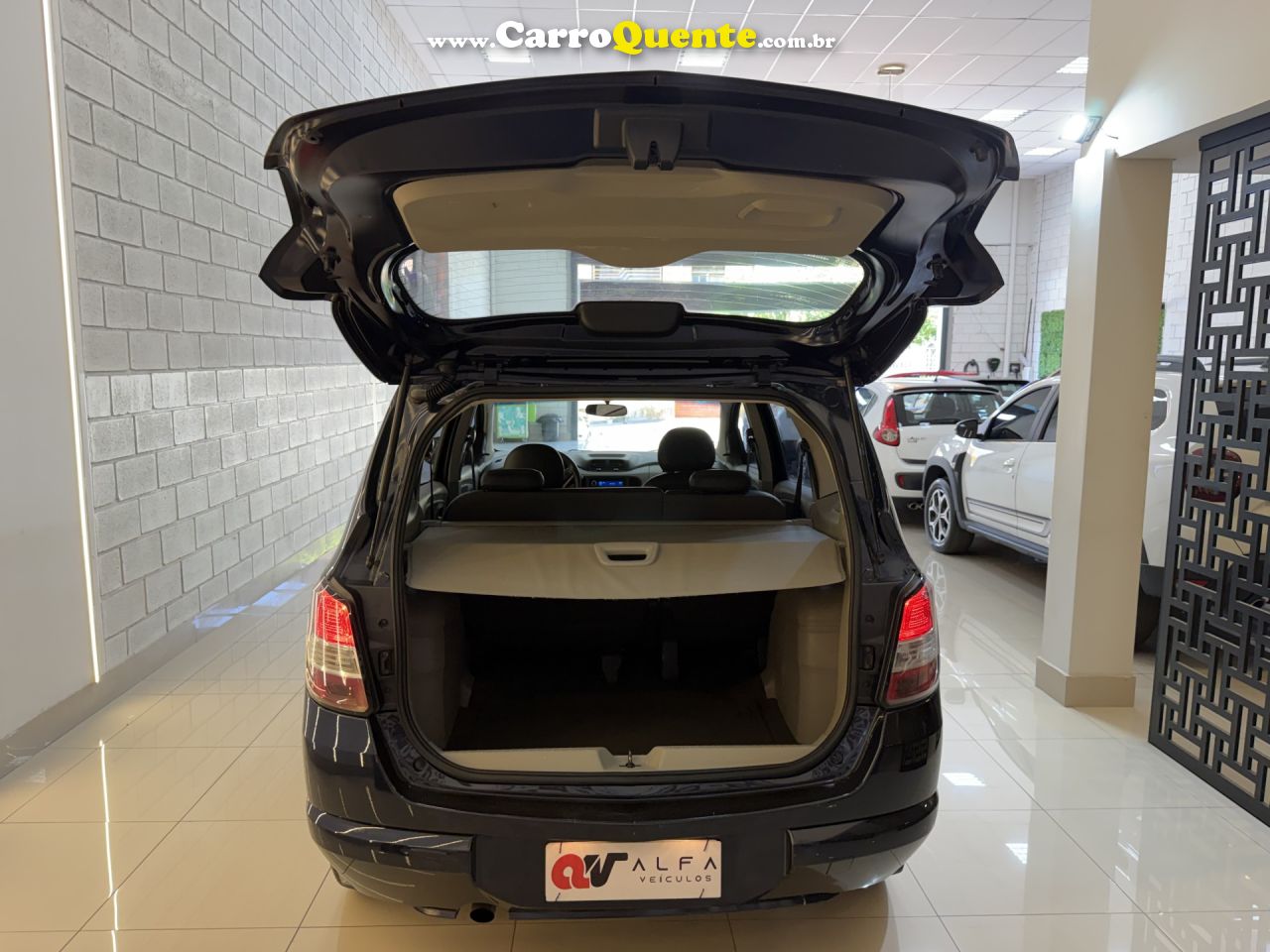CHEVROLET   SPIN LT 1.8 8V ECONO.FLEX 5P AUT.   AZUL 2015 1.8 FLEX - Loja