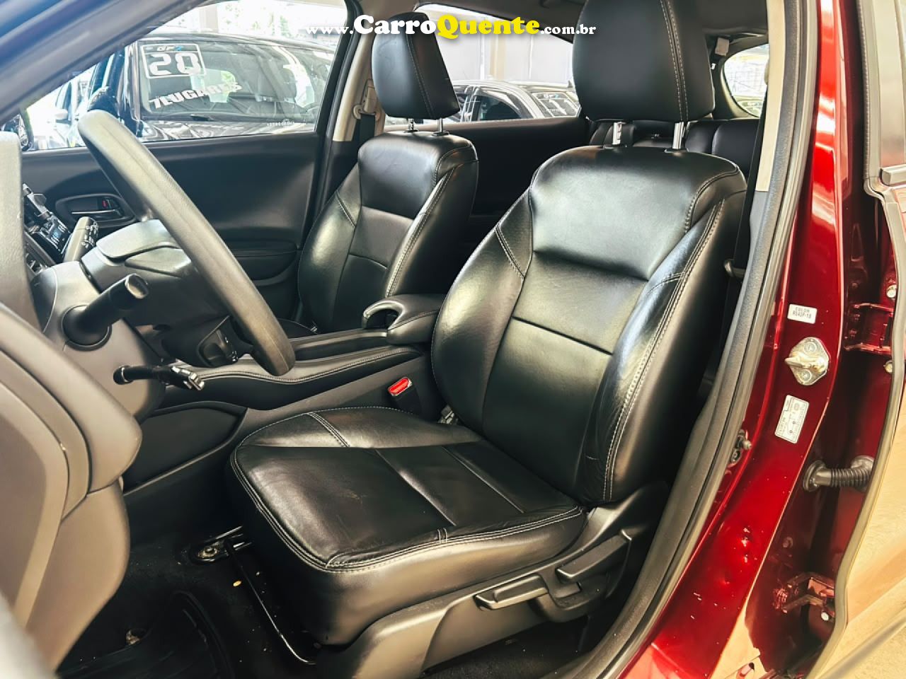HONDA   HR-V LX 1.8 FLEXONE 16V 5P AUT.   VERMELHO 2017 1.8 GASOLINA - Loja