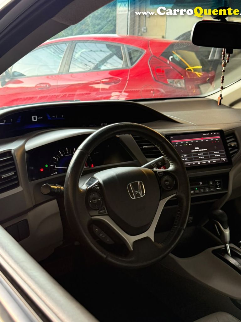 HONDA   CIVIC SEDAN LXR 2.0 FLEXONE 16V AUT. 4P   PRATA 2013 2.0 GASOLINA - Loja