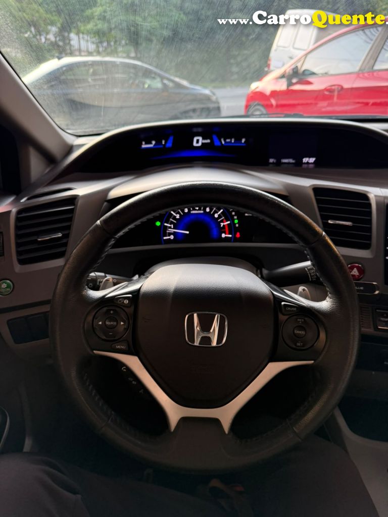 HONDA   CIVIC SEDAN LXR 2.0 FLEXONE 16V AUT. 4P   PRATA 2013 2.0 GASOLINA - Loja