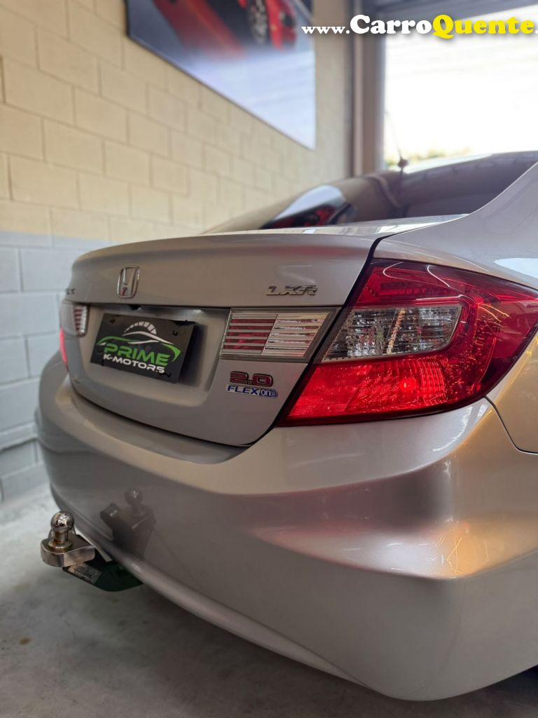 HONDA   CIVIC SEDAN LXR 2.0 FLEXONE 16V AUT. 4P   PRATA 2013 2.0 GASOLINA - Loja
