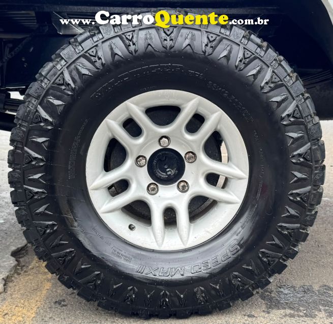 Ford F-1000 4.3 XL 4X4 CS TURBO DIESEL 2P MANUAL - Loja