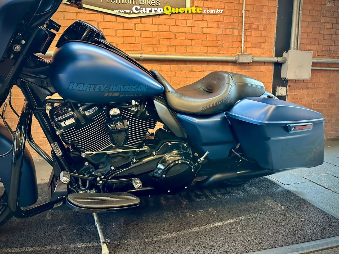 HARLEY-DAVIDSON STREET GLIDE SPECIAL 115TH ANNIVERSARY 2018 - Loja