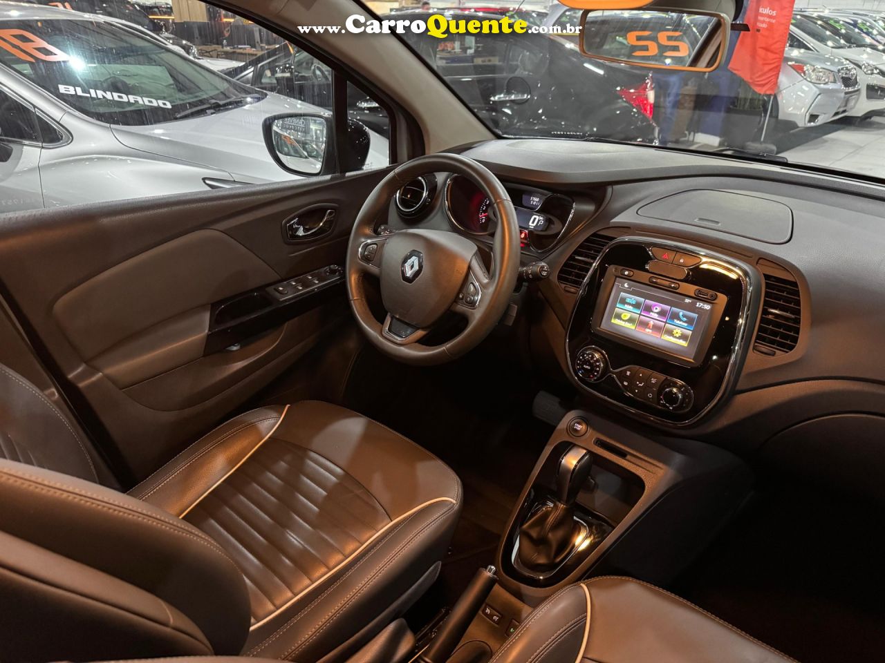 RENAULT CAPTUR 1.6 16V SCE INTENSE 2019 - Loja