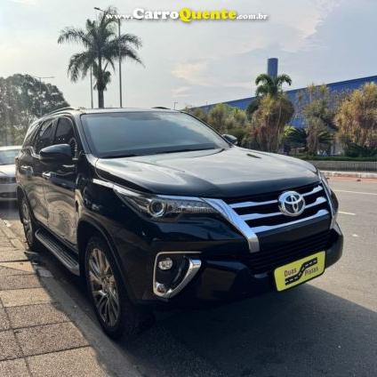 TOYOTA HILUX 2.8 SRX 4X4 CD 16V 2020