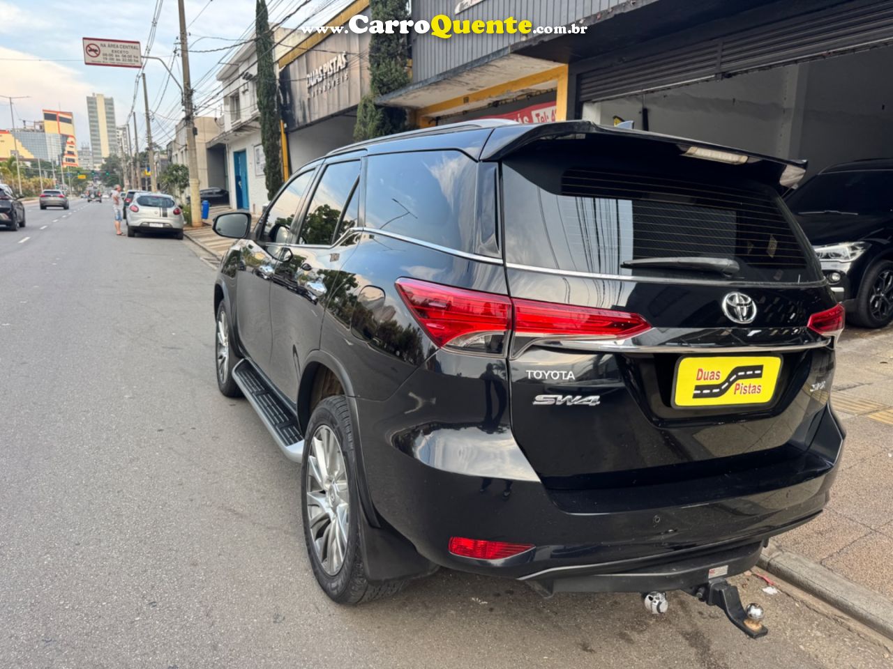 TOYOTA HILUX 2.8 SRX 4X4 CD 16V 2020 - Loja