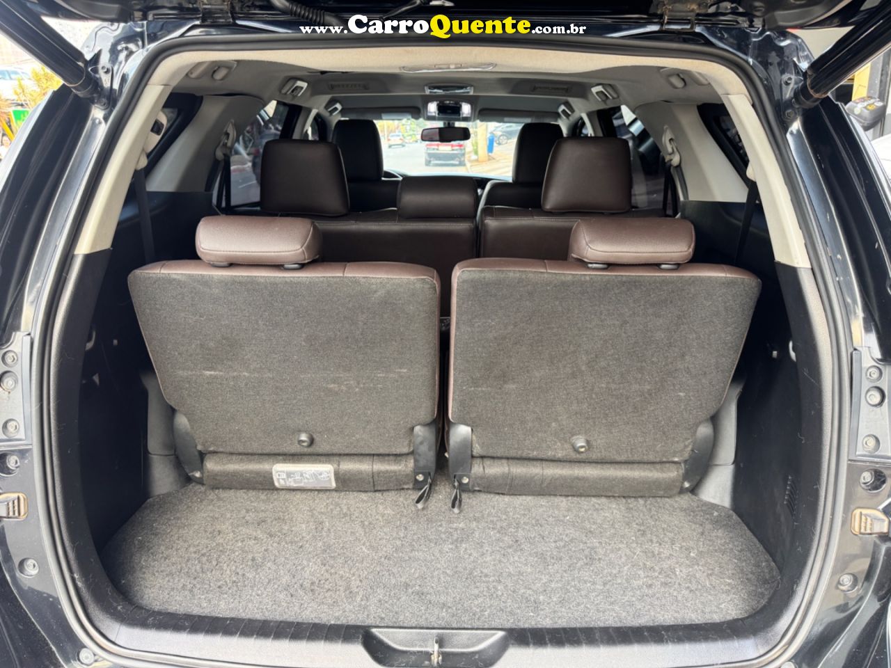 TOYOTA HILUX 2.8 SRX 4X4 CD 16V 2020 - Loja