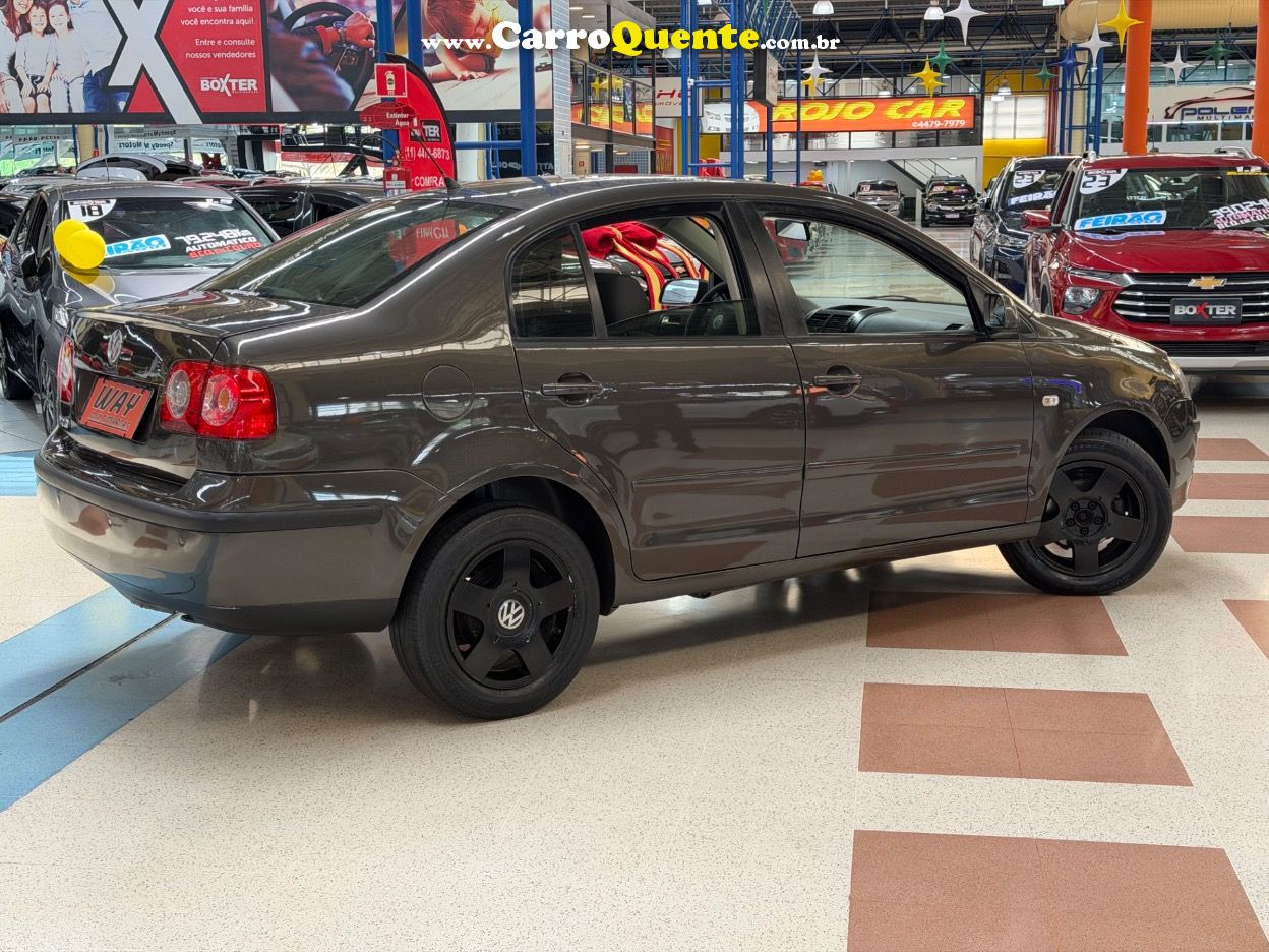 VOLKSWAGEN POLO SEDAN 1.6 MI 8V 2009 - Loja
