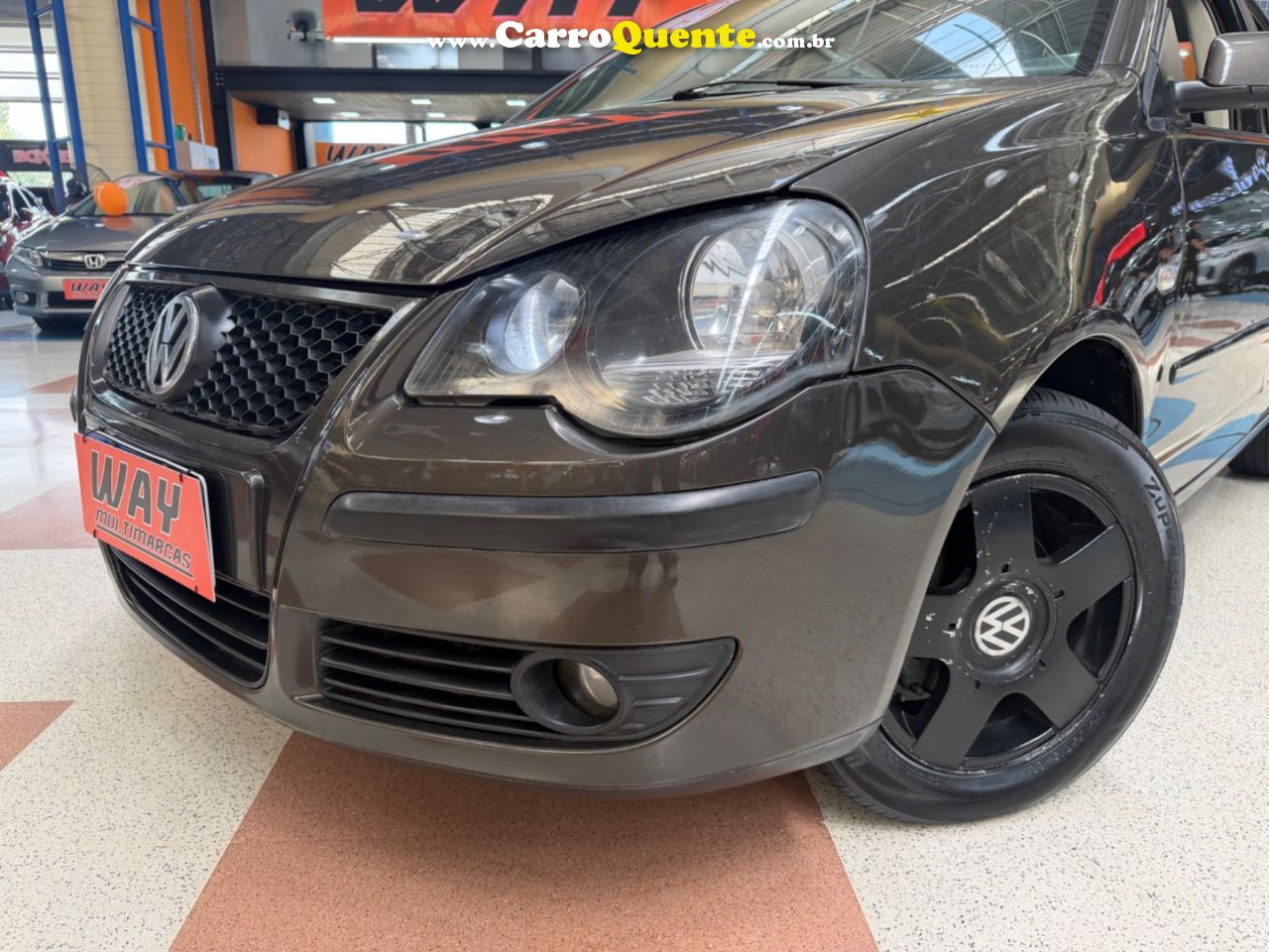 VOLKSWAGEN POLO SEDAN 1.6 MI 8V 2009 - Loja