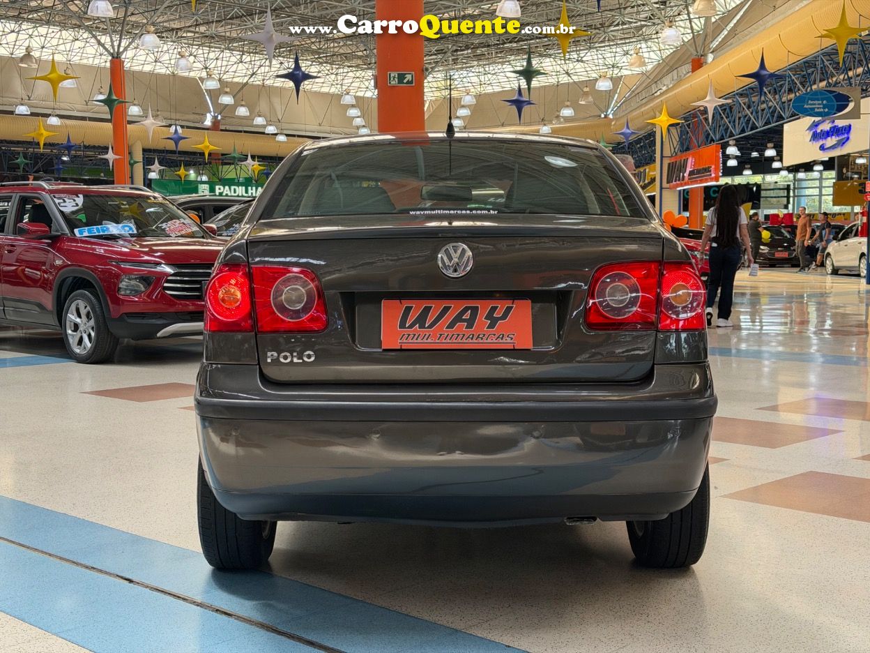 VOLKSWAGEN POLO SEDAN 1.6 MI 8V 2009 - Loja