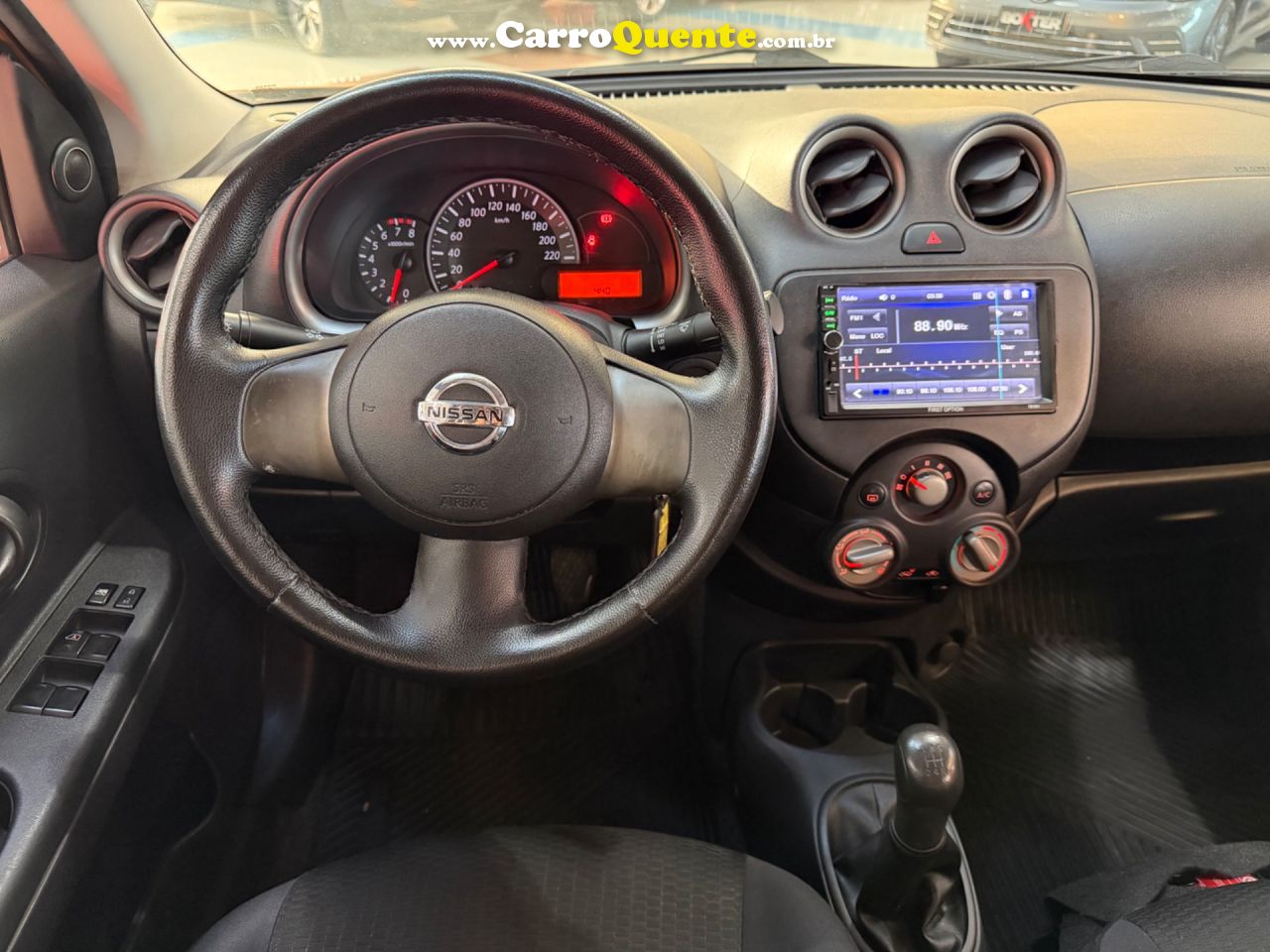 NISSAN MARCH 1.0 S 16V 2012 - Loja