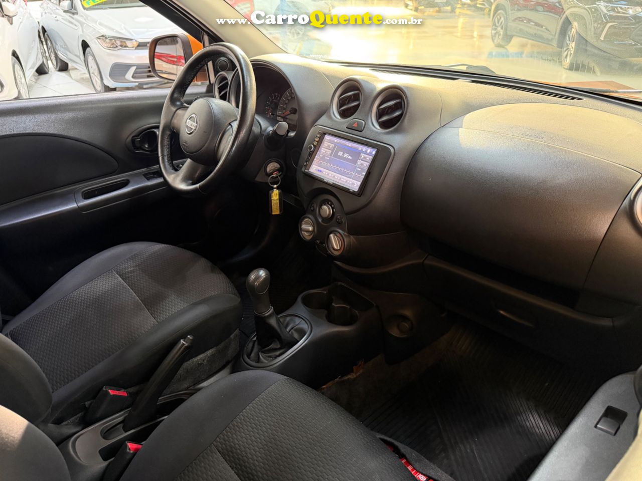 NISSAN MARCH 1.0 S 16V 2012 - Loja