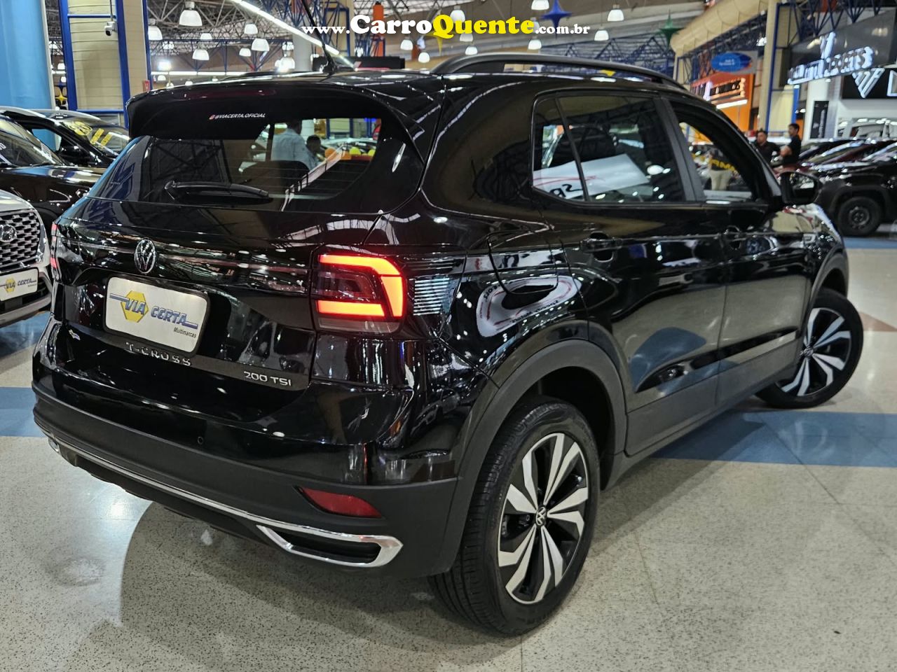 VOLKSWAGEN T-CROSS 1.0 200 TSI TOTAL FLEX COMFORTLINE  * Painel TFT 2022 - Loja