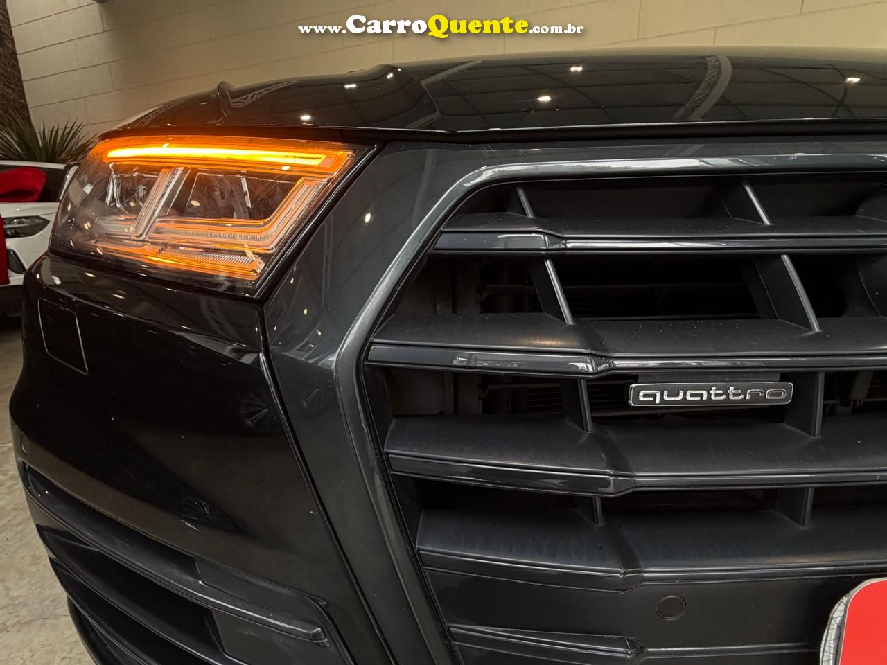AUDI Q5 2.0 TFSI AMBITION 2018 - Loja