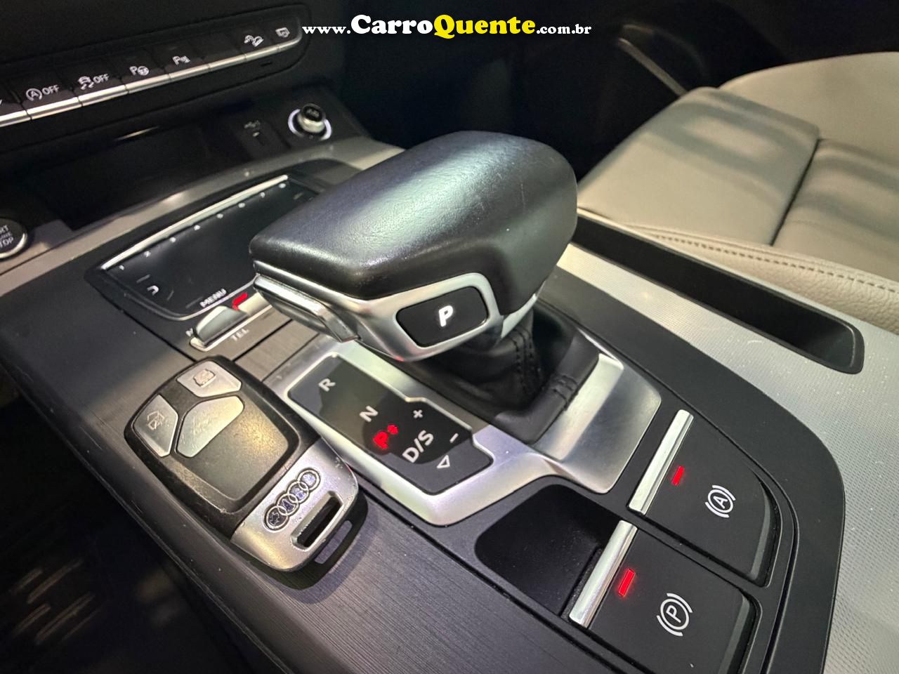 AUDI Q5 2.0 TFSI AMBITION 2018 - Loja