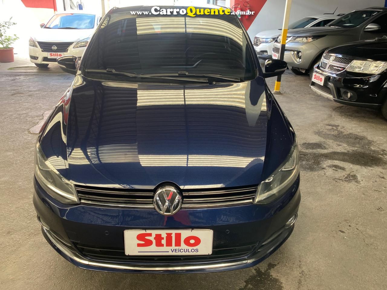 VOLKSWAGEN   FOX ROCK IN RIO 1.6 MI TOTAL FLEX 8V 5P   AZUL 2016 1.6 FLEX - Loja