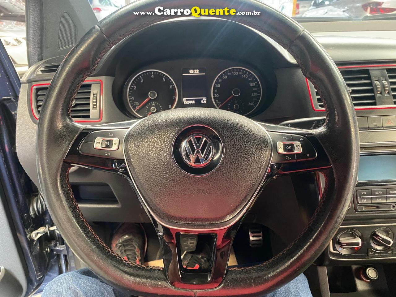 VOLKSWAGEN   FOX ROCK IN RIO 1.6 MI TOTAL FLEX 8V 5P   AZUL 2016 1.6 FLEX - Loja